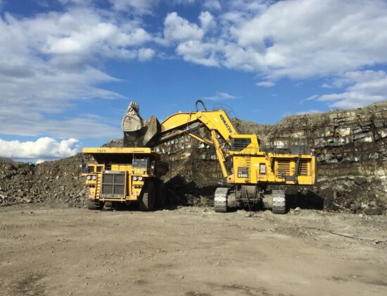 mining_trucks