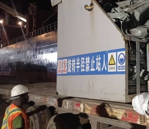 Opérations portuaires de nuit